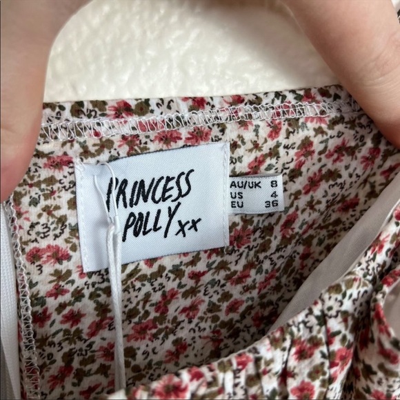 princess polly romper - Picture 7 of 9